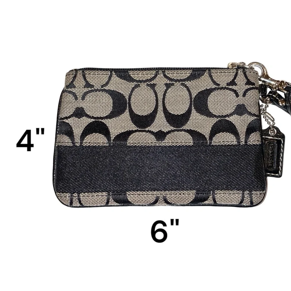Coach Glitter Stripe Signature Wrislet EUC - price is firm